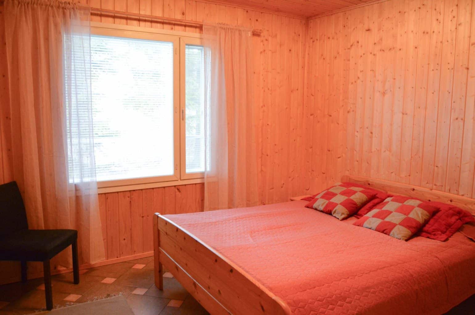 Vila Rantakallio kotedžo miegamasis kambarys
