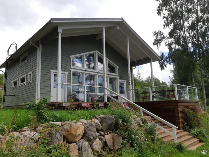 Villa Tarula lakeside cottage on Lake Simpelejärvi