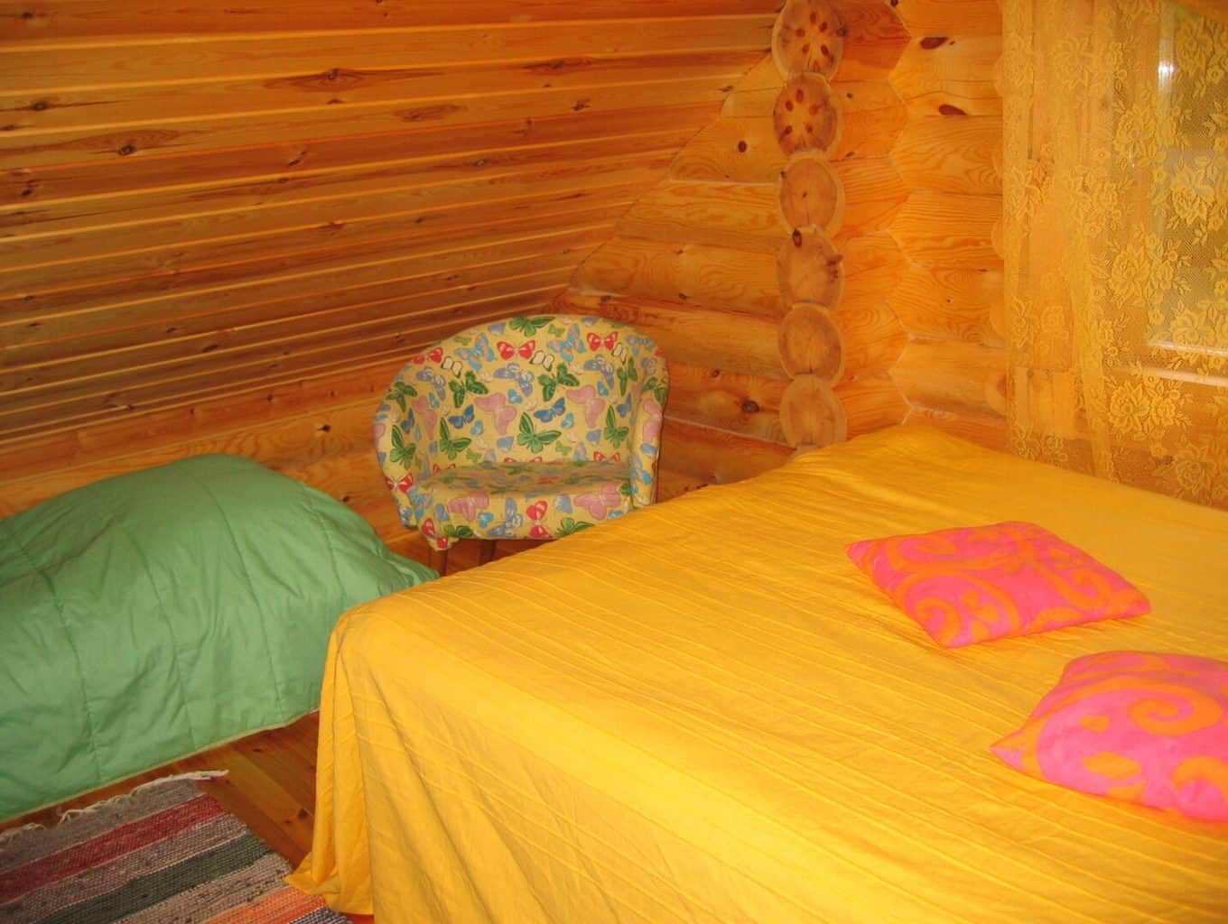 Villa Raikala upstears bedroom