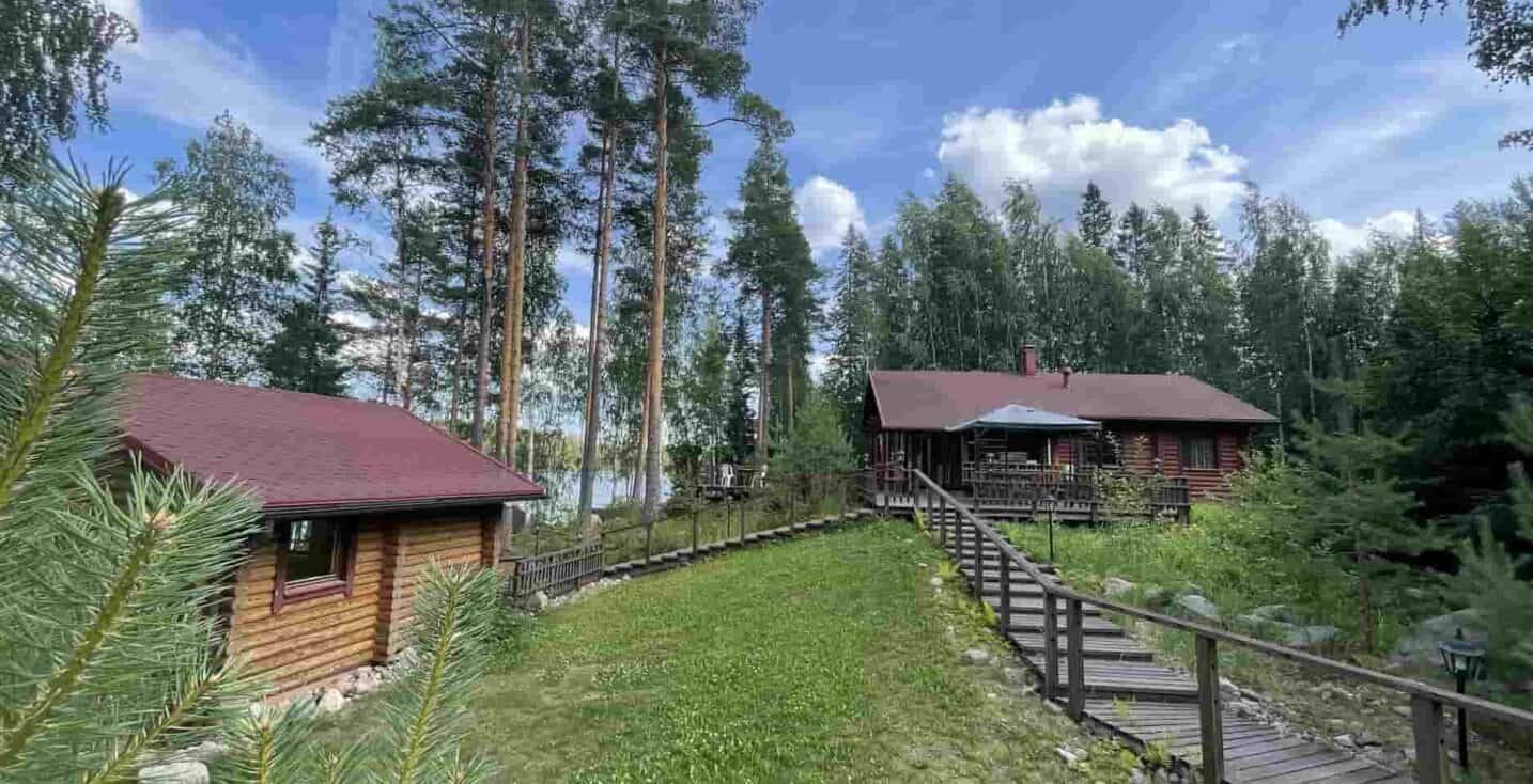 Villa Joutsen lakeside cottage on Lake Saimaa